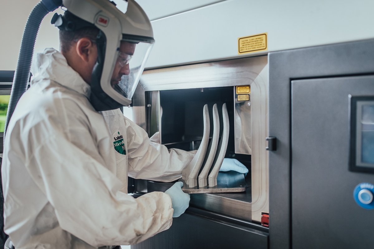 Turbine parts are removed from the metal AM system Turbine parts are removed from the metal AM system