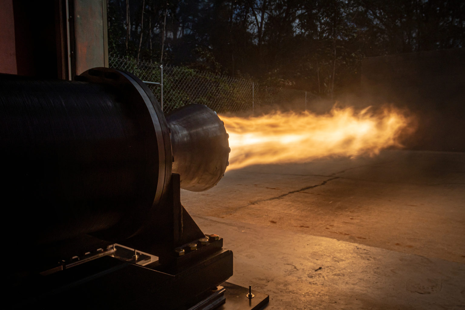 Test the Comet 5000 lbf engine Test the Comet 5000 lbf engine